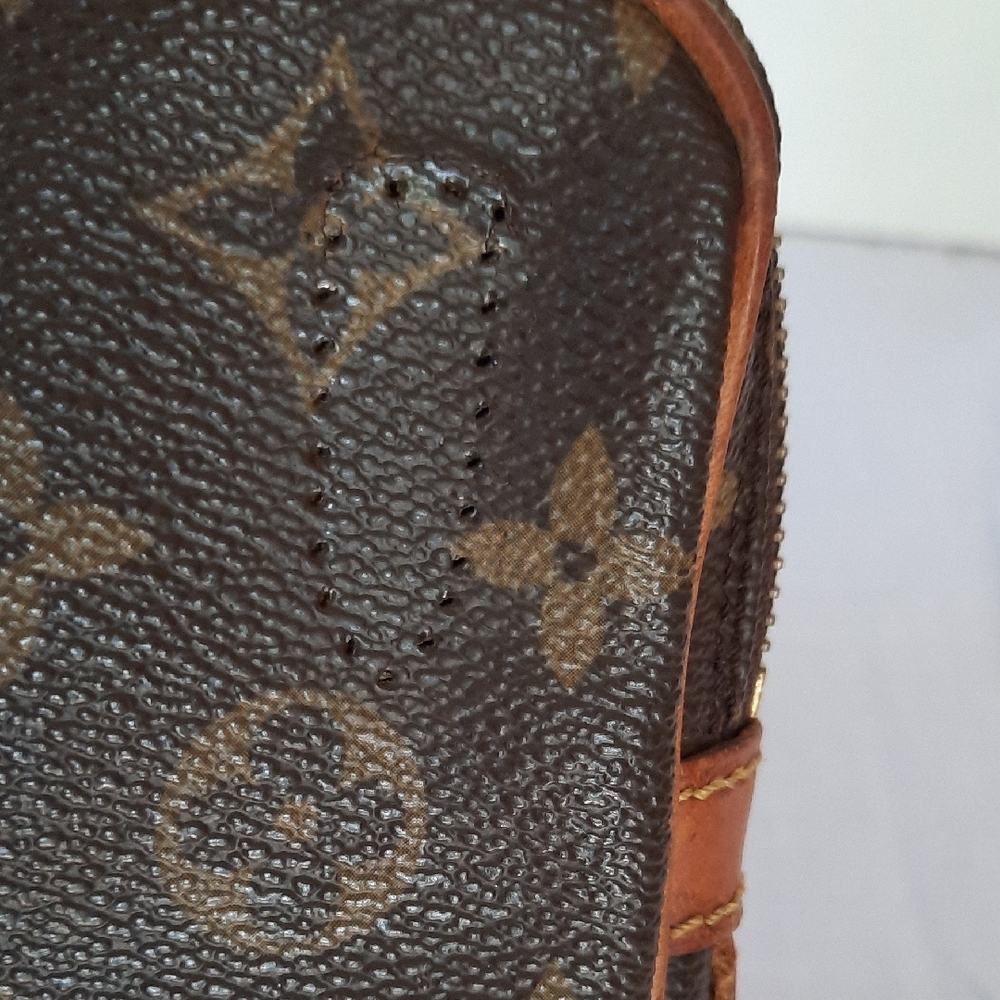 Louis Vuitton Brown Monogram Clutch - Picture 10 of 14